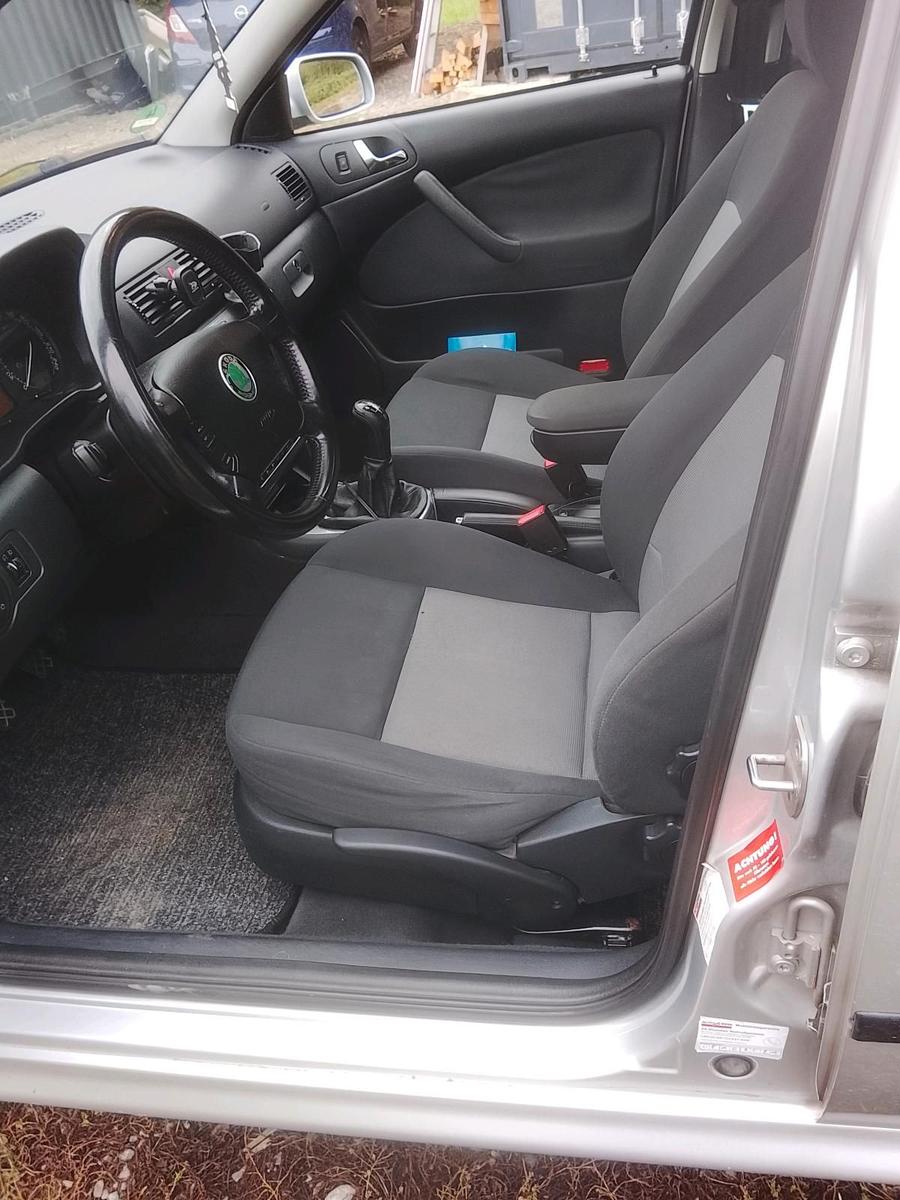 Skoda Octavia 2005 — photo 10