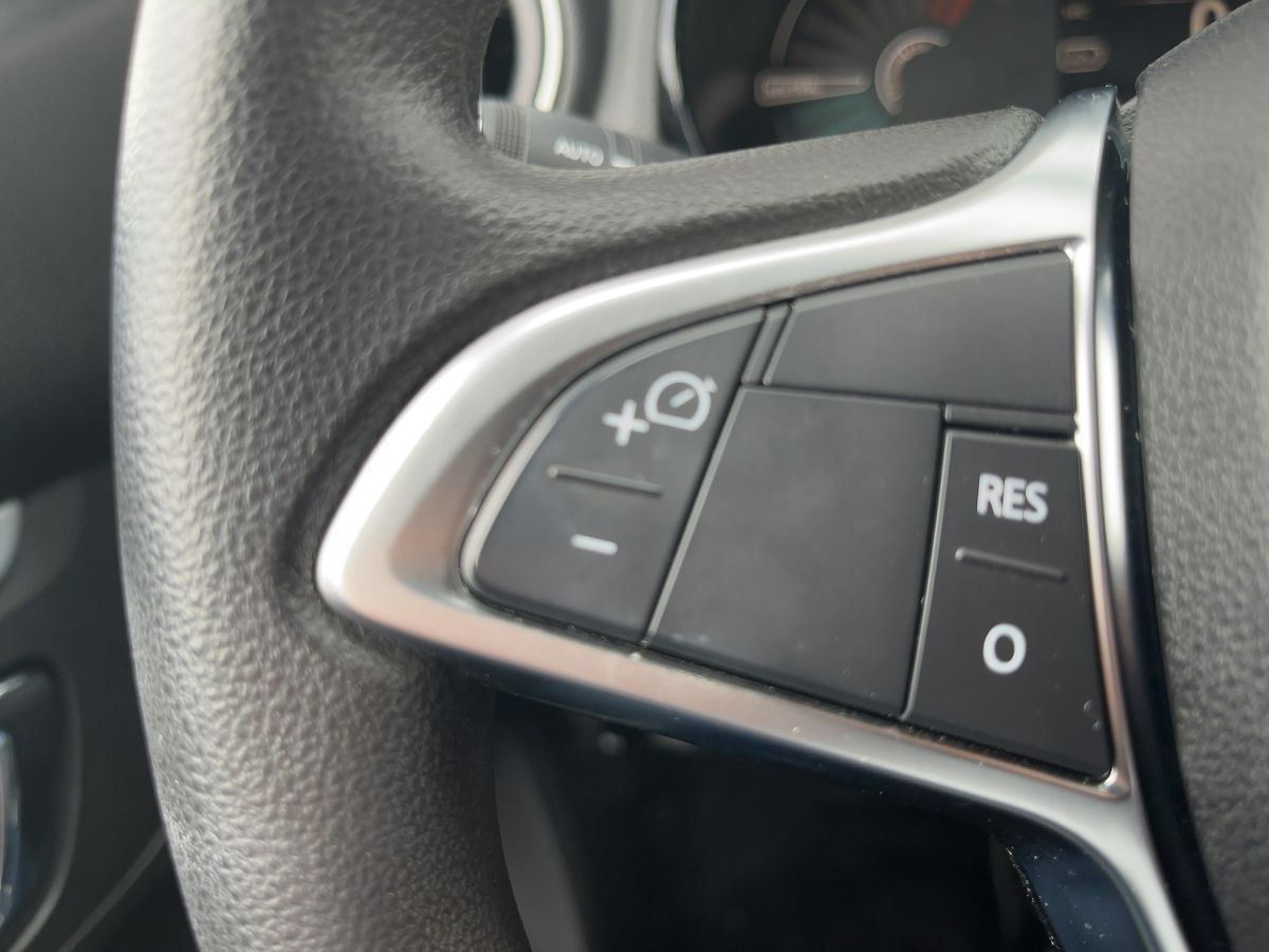 Fahrzeugabbildung Dacia Spring Essential 45 Klima Kamera ABS Fahrerairba