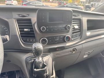 Ford Transit Custom - 11