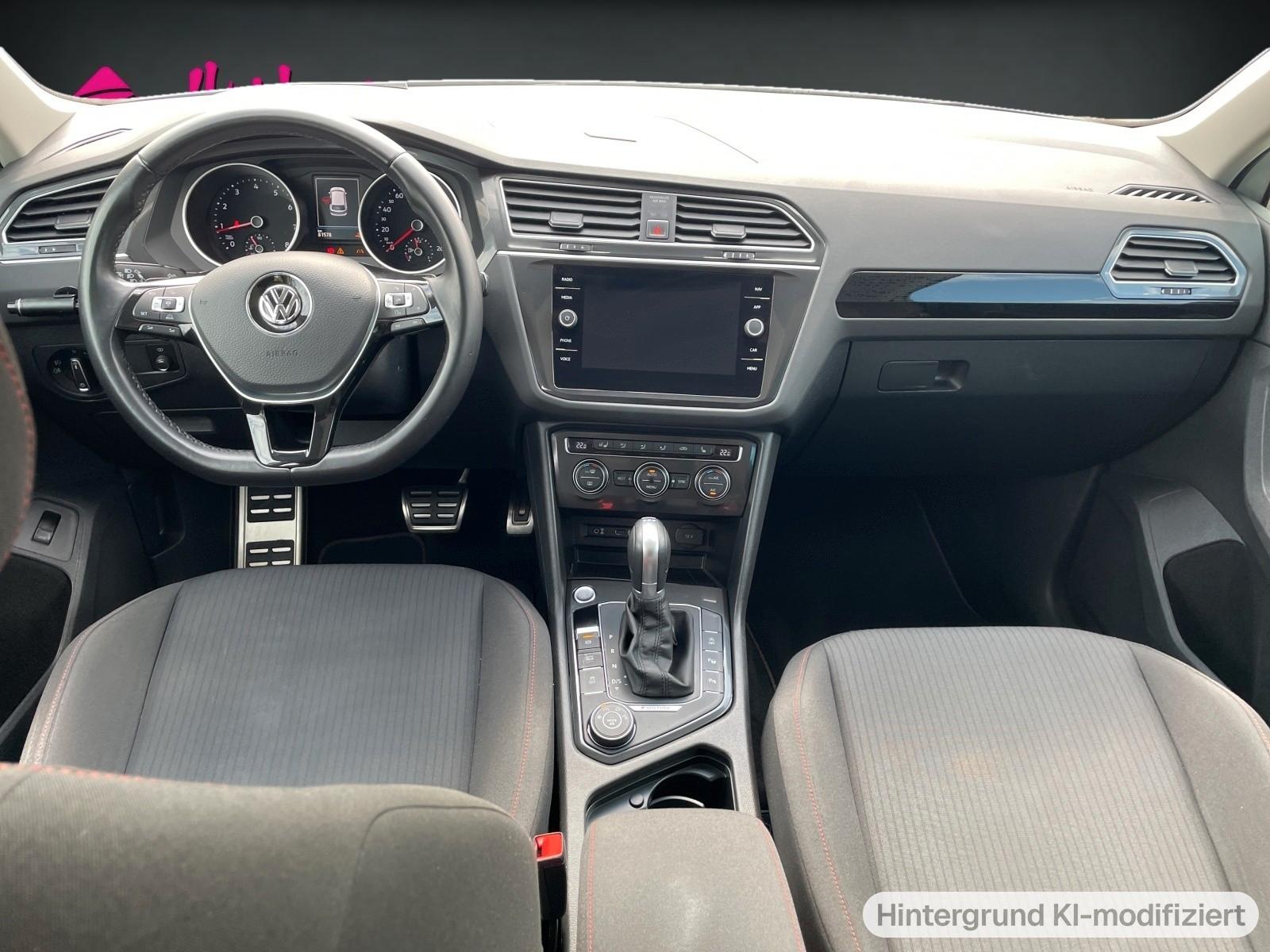 Volkswagen Tiguan SOUND 180 PS (* ALLRAD * PANORAMADACH *)