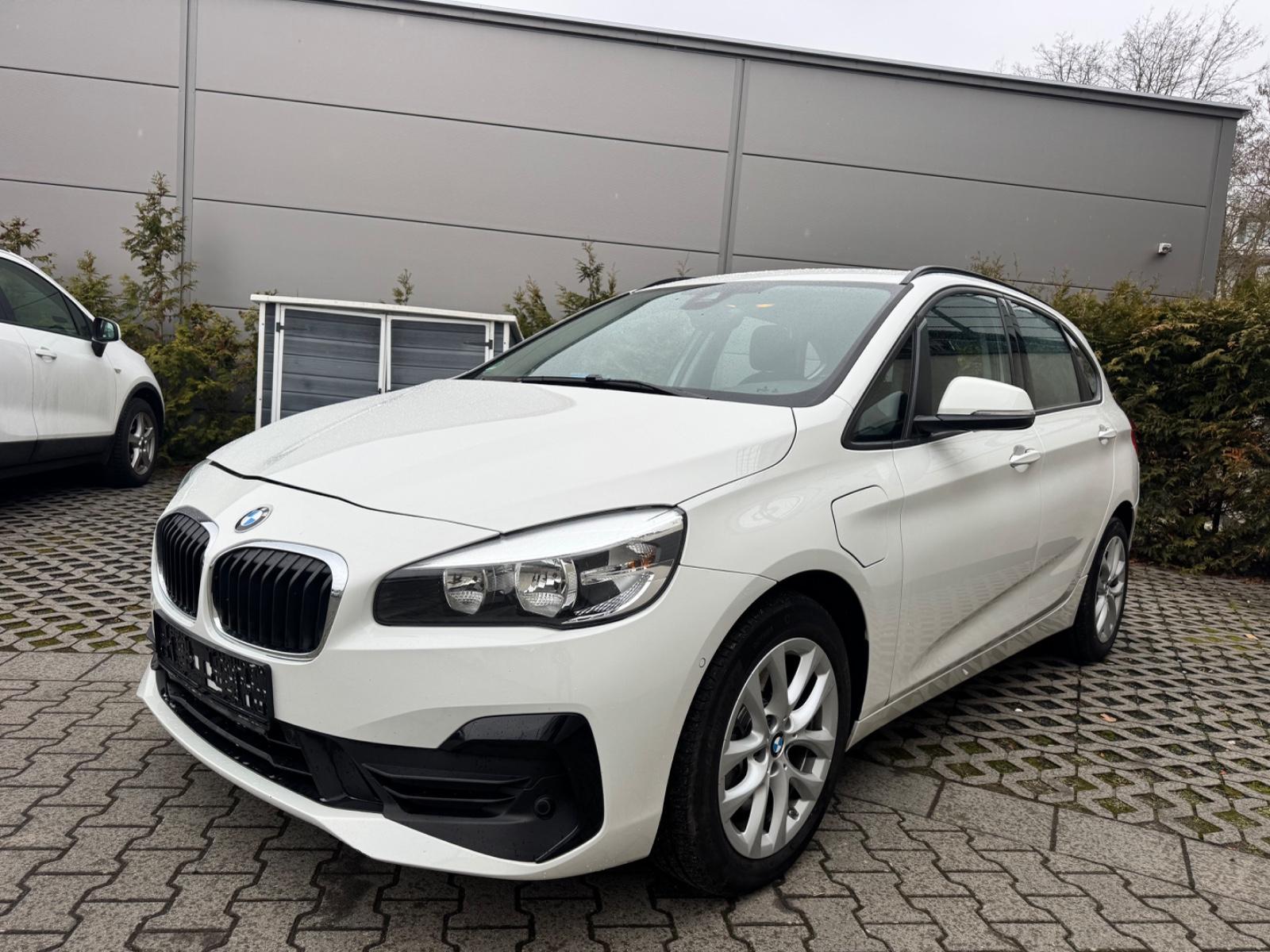 BMW 225 2 Active Tourer 225 xe Automatik