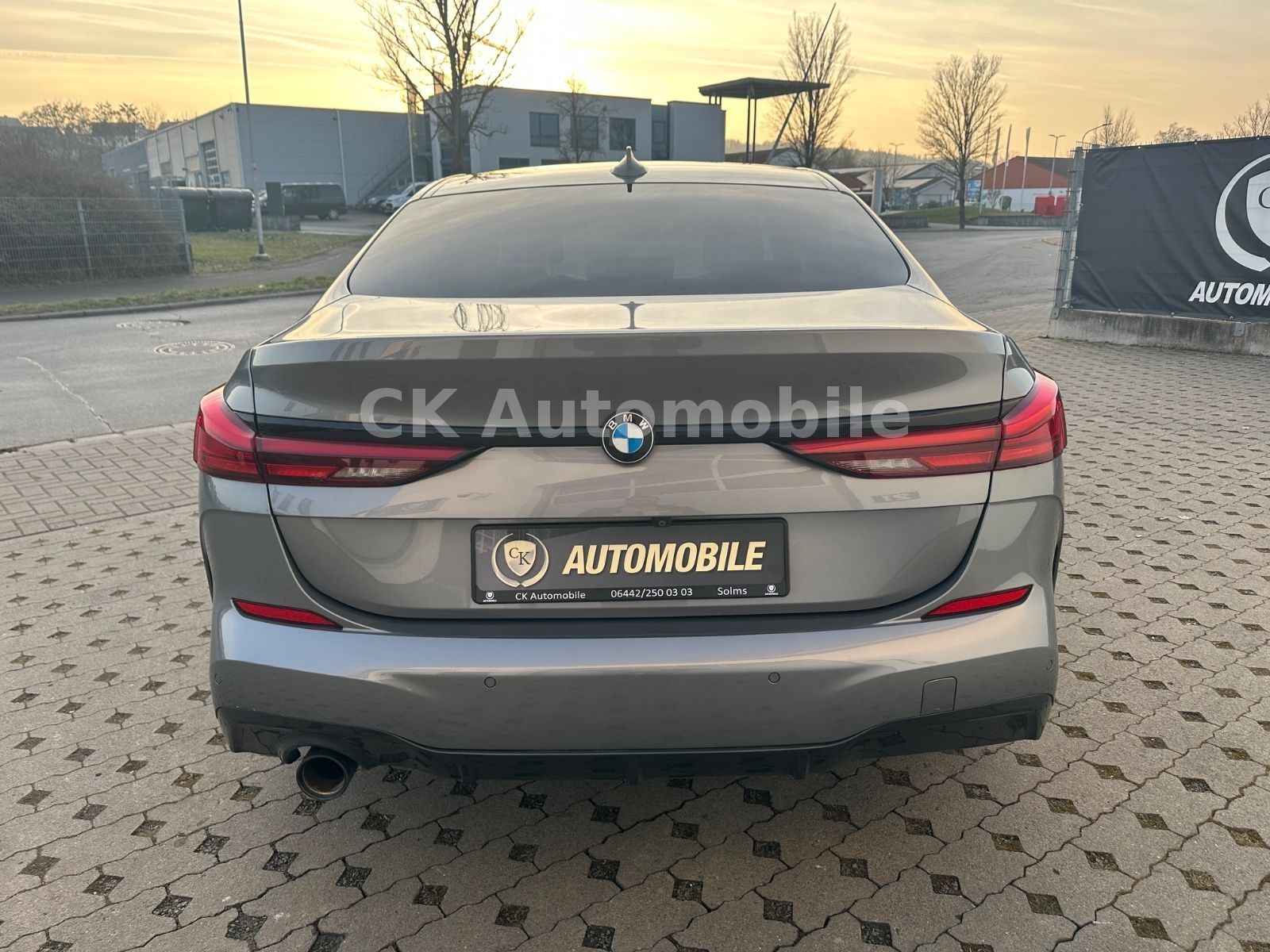 Fahrzeugabbildung BMW 218i Gran Coupé M-Sport/Shadow-LineNavi/LED