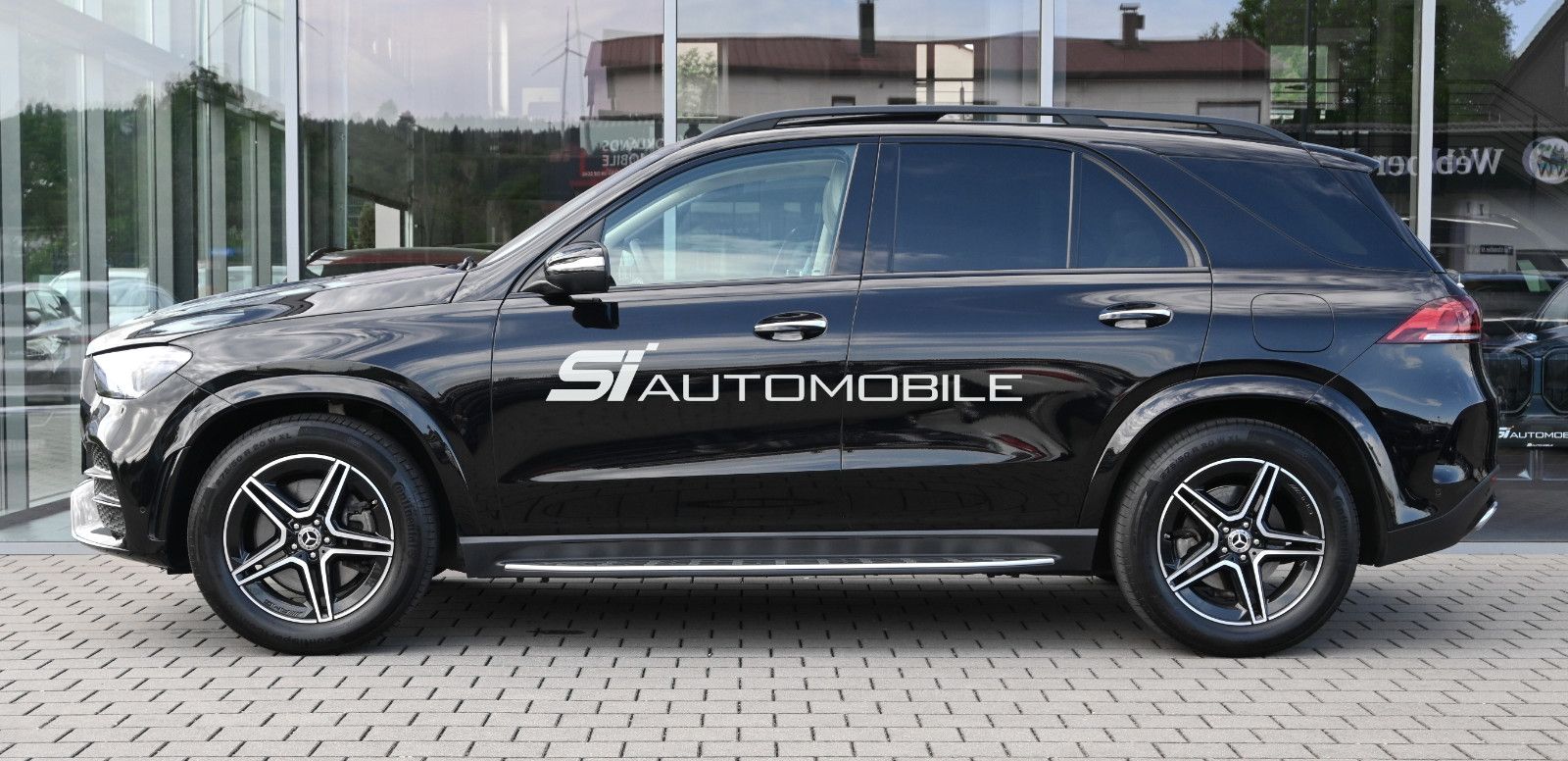 Fahrzeugabbildung Mercedes-Benz GLE 350 de 4MAT. AMG LINE °NIGHT°UVP 110.015€°