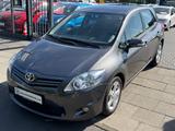 Toyota Auris Edition *Scheckheft gepflegt,Start&Stop* - Toyota Auris Edition mit Benzin-Antrieb
