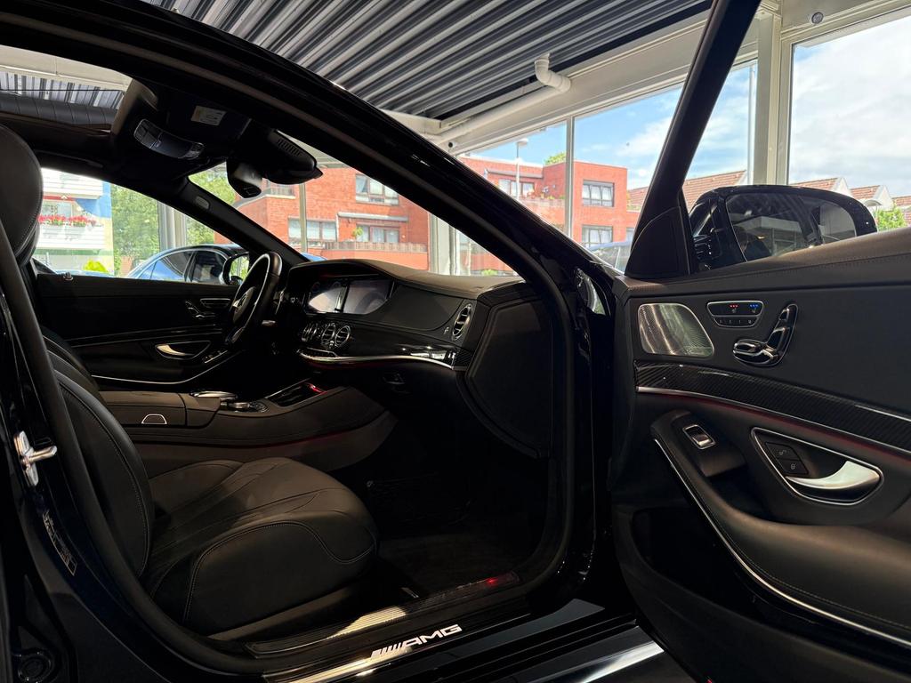 Mercedes-Benz S 63 AMG