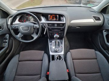 Audi A4 Allroad - 11