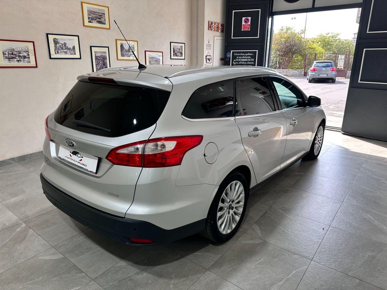 Ford Focus 2013 — photo 7