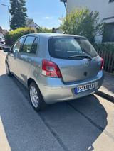 Toyota Yaris 1,33-l-Dual-VVT-i Executive/Navi/Smartkey/ - Toyota Yaris: Executive