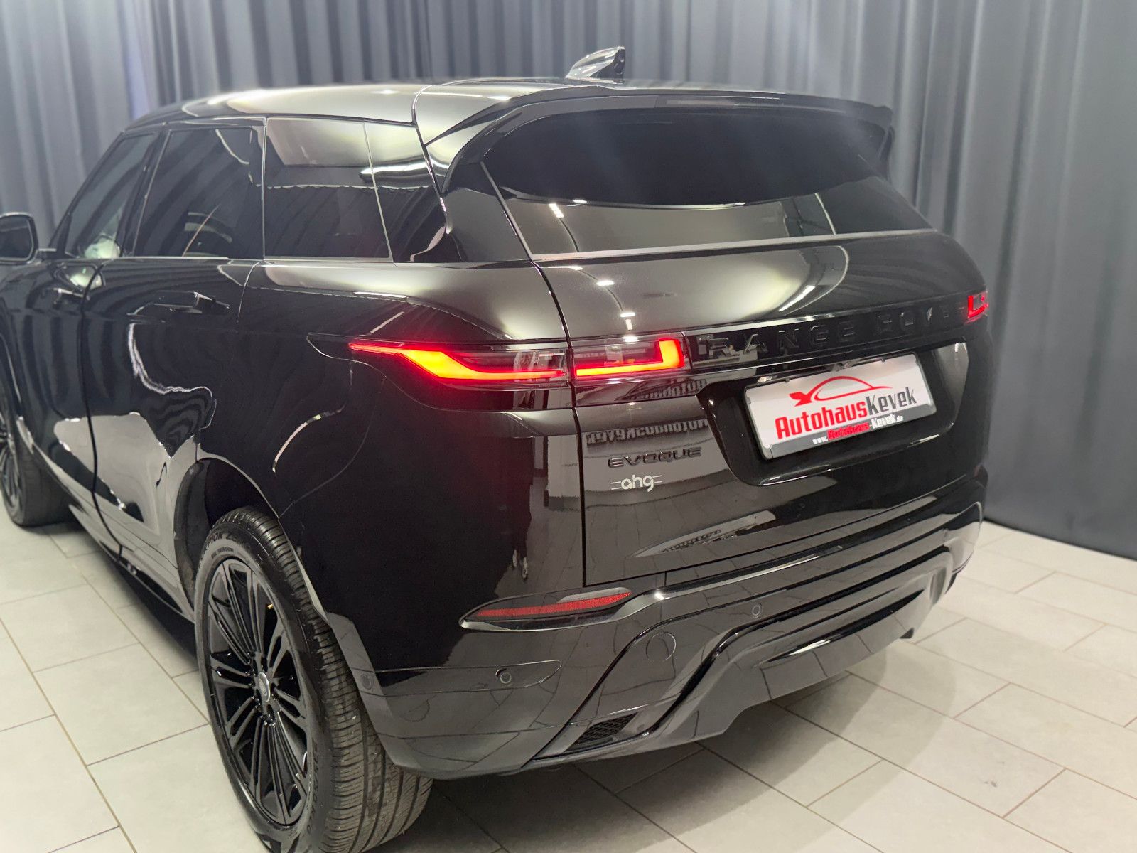 Fahrzeugabbildung Land Rover Range Rover Evoque Dynamic SE |AHK|MERIDIAN|360°