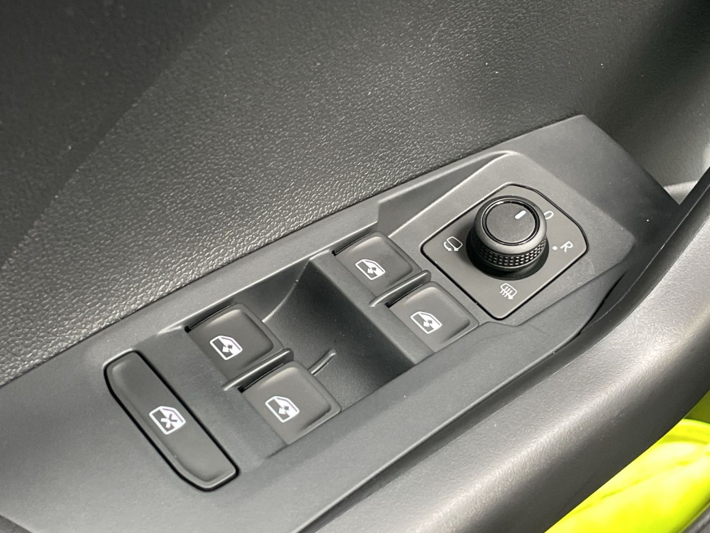 T-Cross Life 1.0 TSI DSG Kamera/Navi/ACC/App-Con
