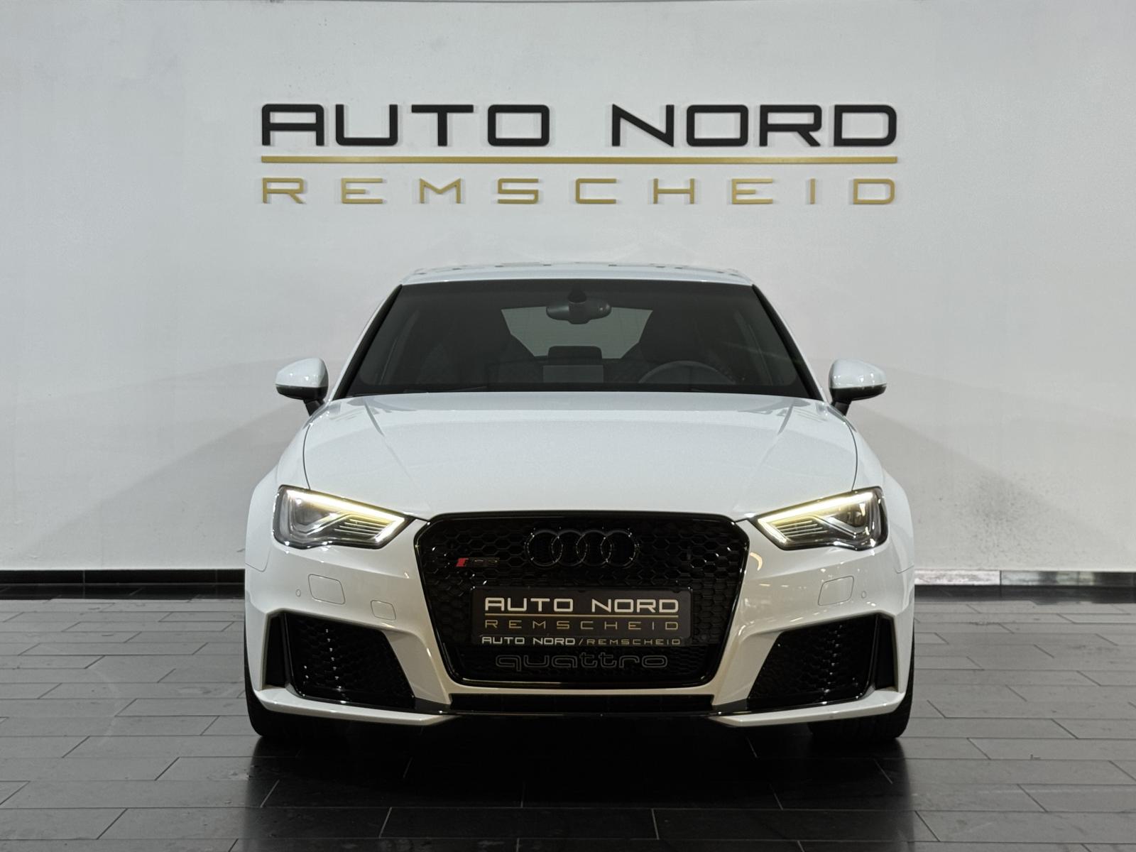 Audi RS3 2.5 TFSI q. *Schale*Carbon*B&O*S-AGA*Navi*