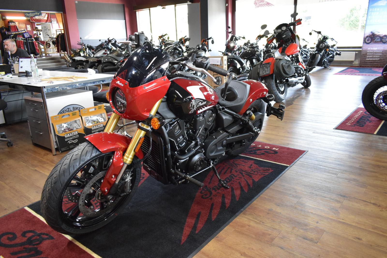 Indian Scout 101  2025  LIMITED + TECH  VF