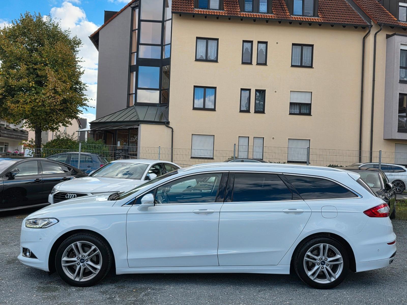 Ford Mondeo Turnier Titanium *TÜV NEU*NAVI*PDC*