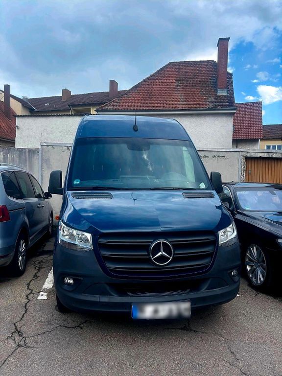 Image of Mercedes-Benz Sprinter