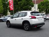 Peugeot 2008 1.2 PureTech 130 Allure Klimaaut. Navi AHK - Peugeot: 20