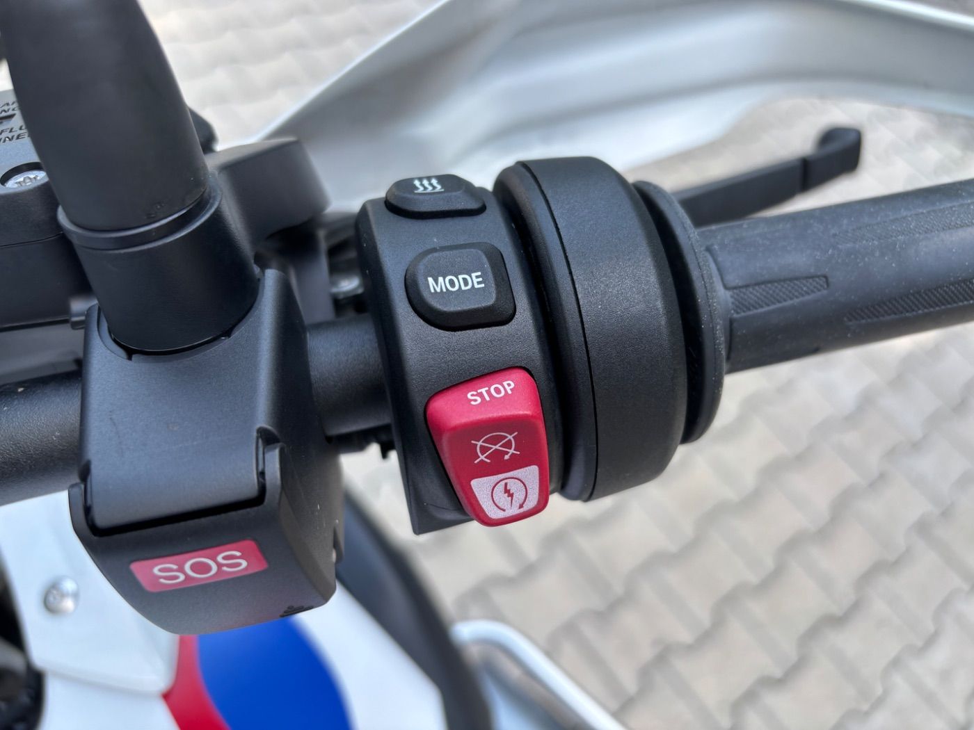 Fahrzeugabbildung BMW R 1250 GS Rallye Tieferlegung 4 Pakete