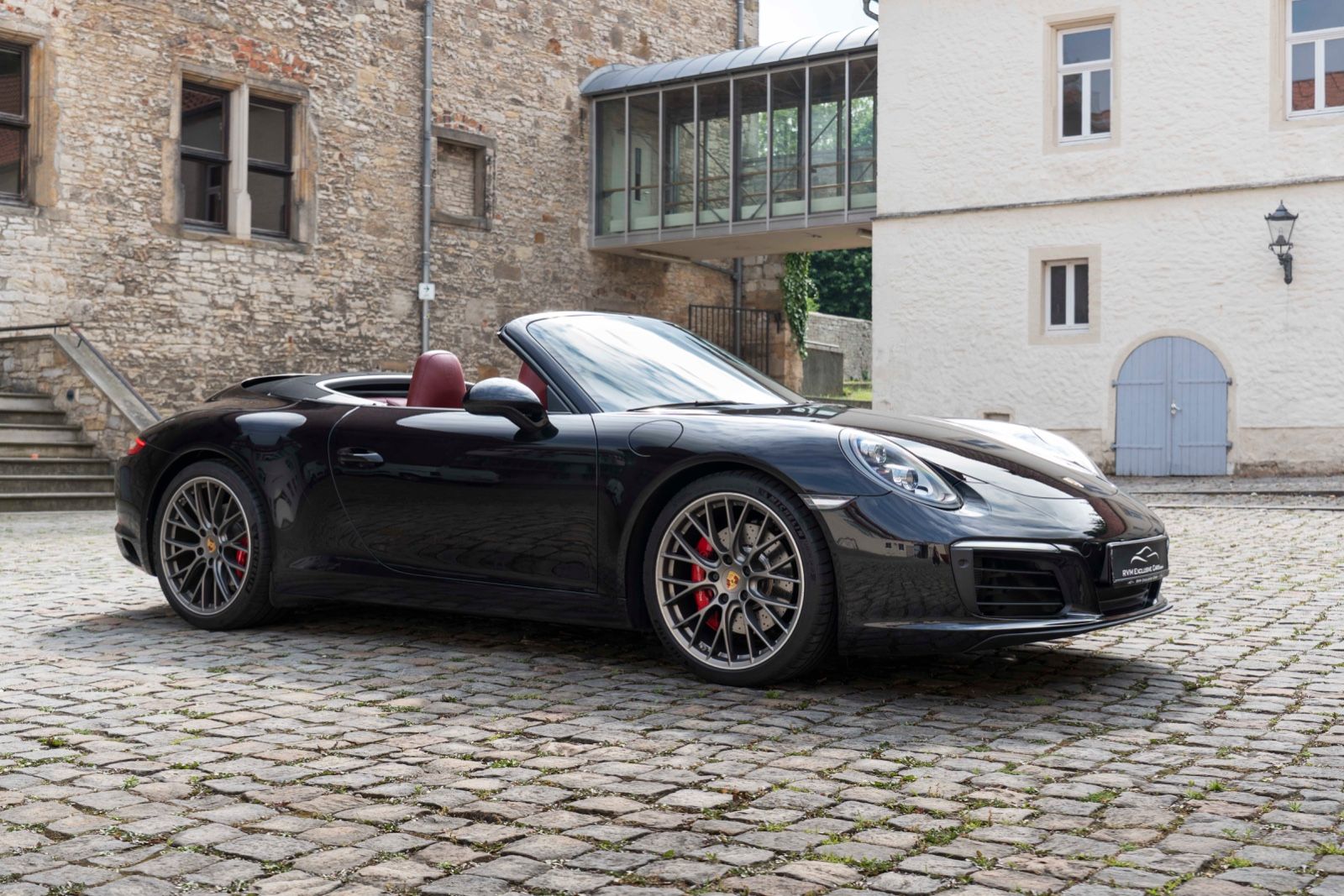 Fahrzeugabbildung Porsche 911 Carrera S Cabrio BOSE PASM TOTW CARPLAY LED