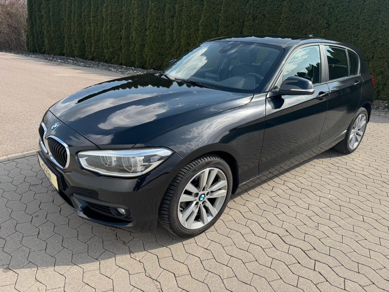 BMW 118i Advantage Automatik *LED*PDC*Navi*Leder*