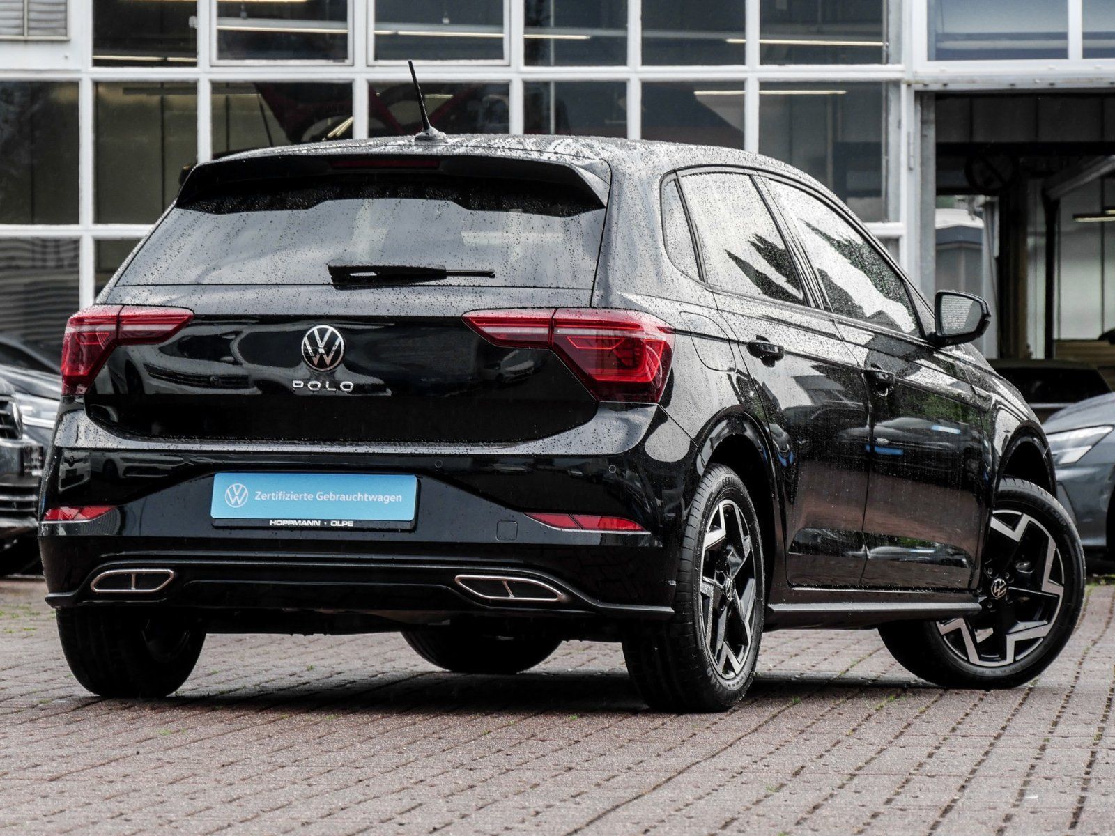 Volkswagen Polo 1.0 TSI R-Line MATRIX NAVI CARPLAY KAMERA foto 2