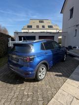 Volkswagen T-Cross 1.5 TSI OPF DSG R-Line  - VW T-Cross Gebrauchtwagen in München
