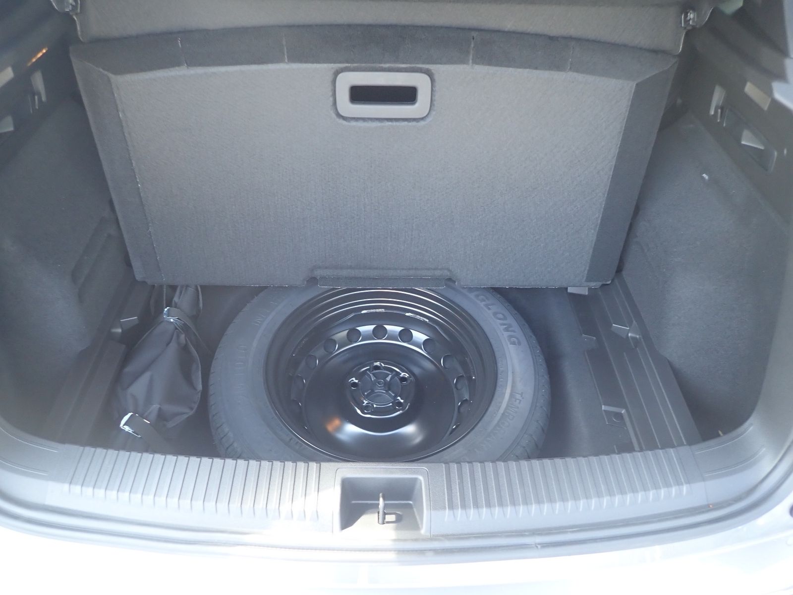 Fahrzeugabbildung Renault Austral Techno Mild Hybrid 150 Automatik