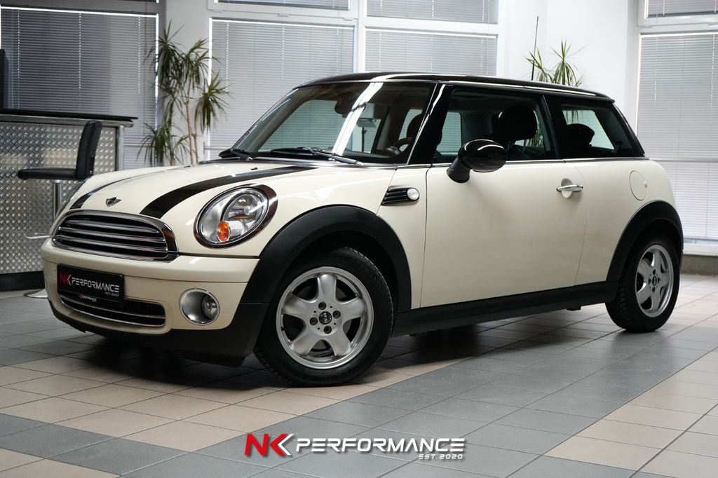 MINI COOPER Mini Cooper Chili / PEPPER WHITE / PANORAMADACH