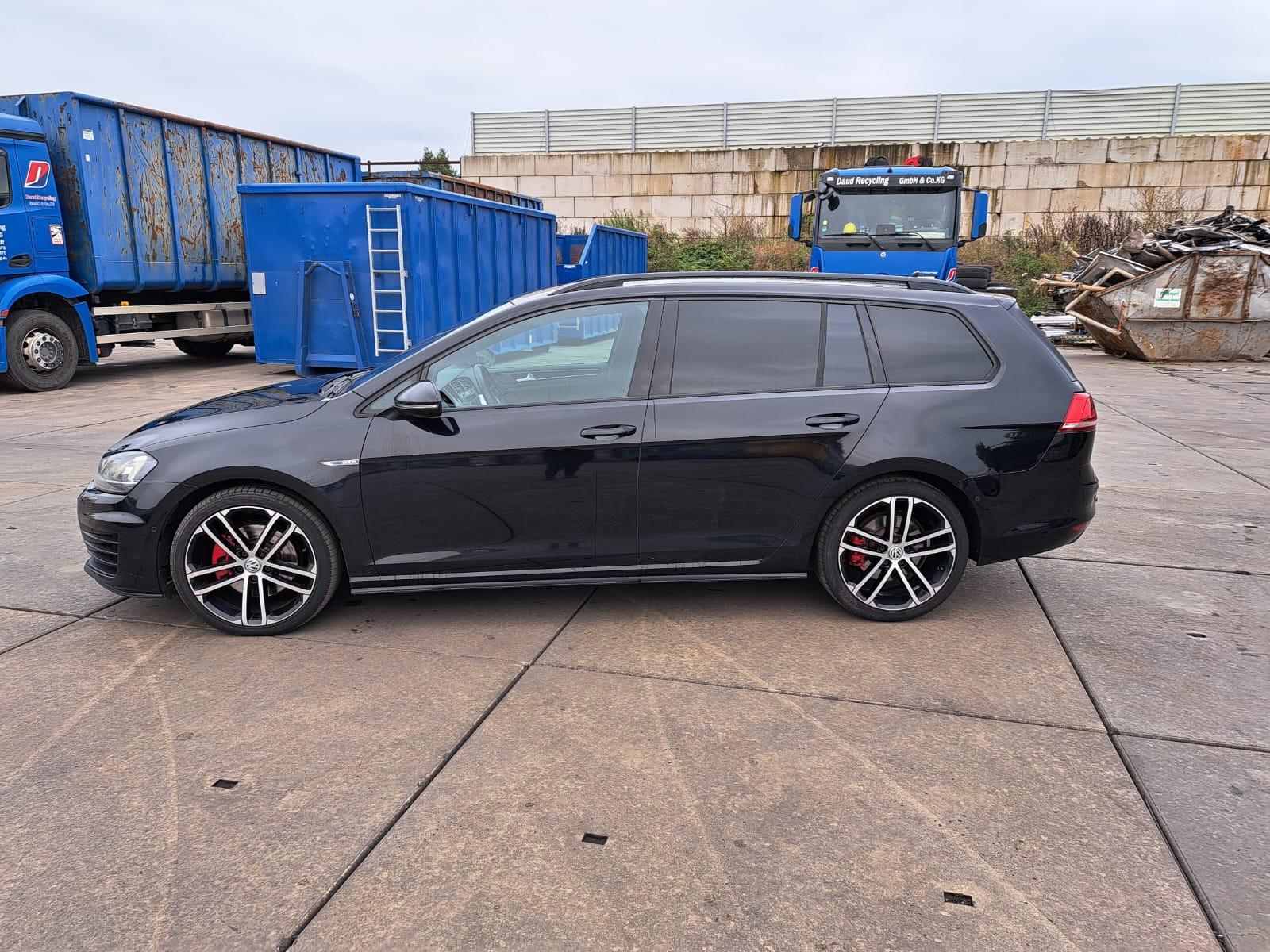 Volkswagen Golf VII Variant GTD BMT