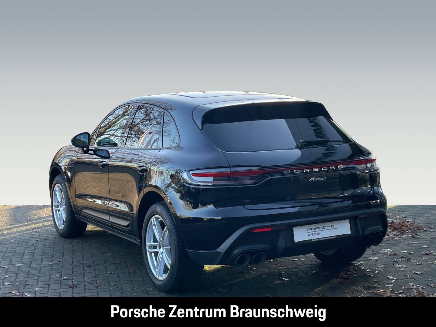 Porsche Macan Sportabgasanlage Luftfederung LED
