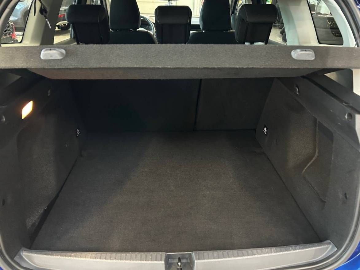 Fahrzeugabbildung Dacia DUSTER Prestige Blue