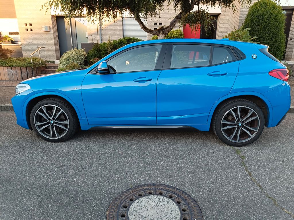 Image of BMW X2