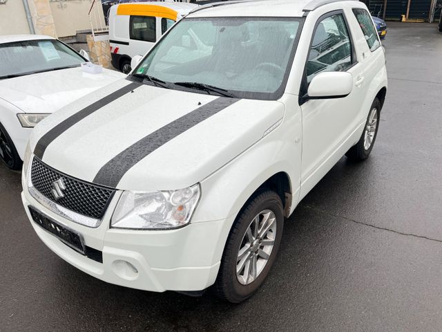 Suzuki Grand Vitara*Black and White*4x4*30TKM*Leder*AC