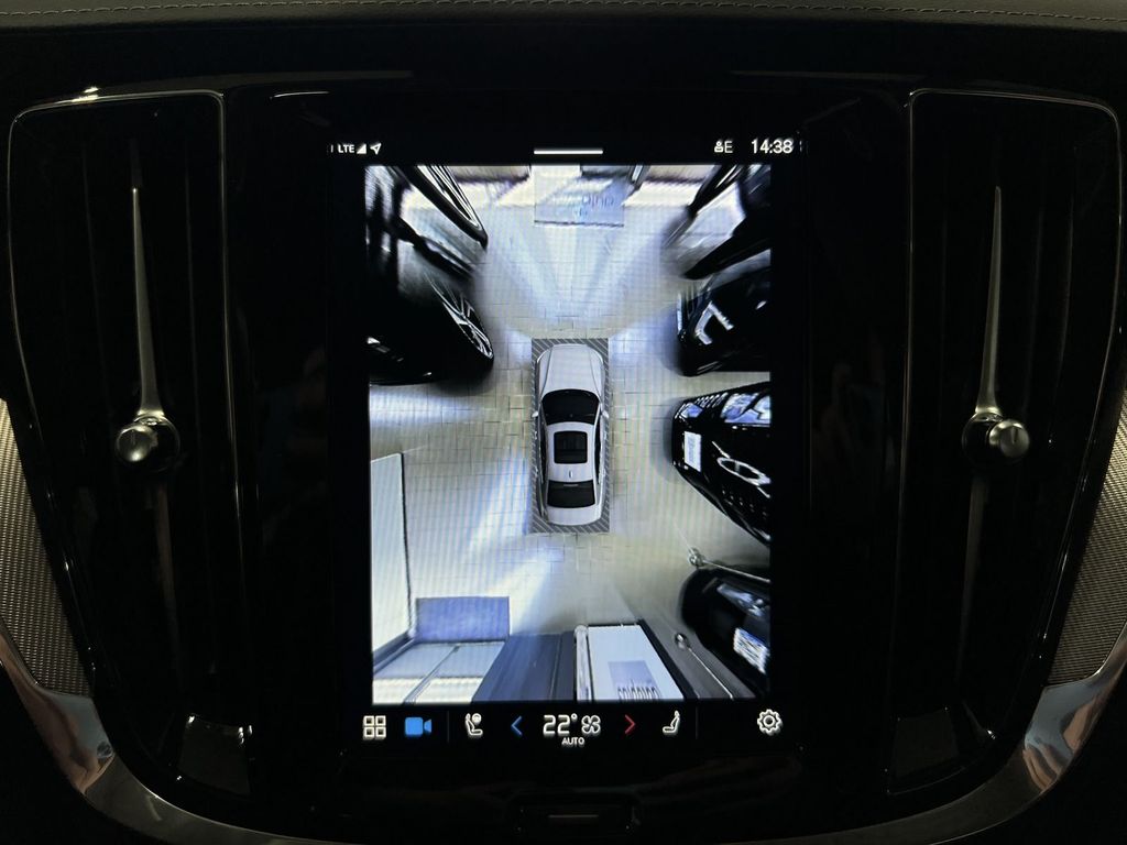 Volvo S60 T8 Ultimate Dark Recharge AWD 360° HeadUp