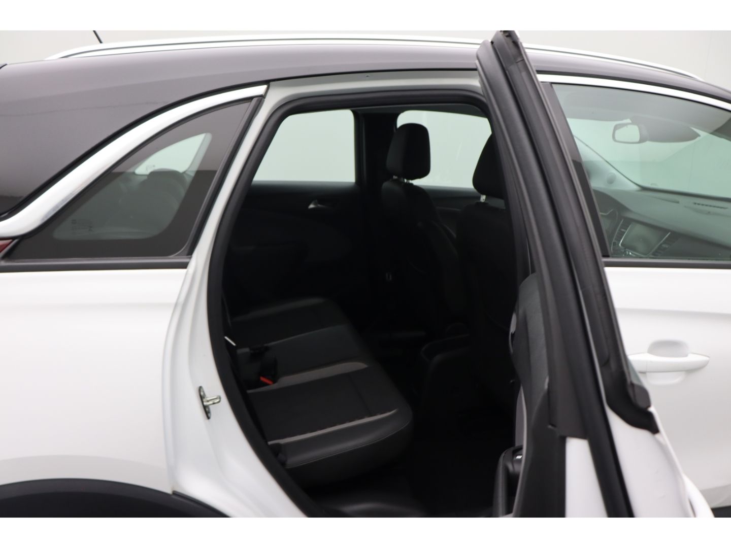 Fahrzeugabbildung Opel Crossland 1.2 AHK Einparkhilfe DAB