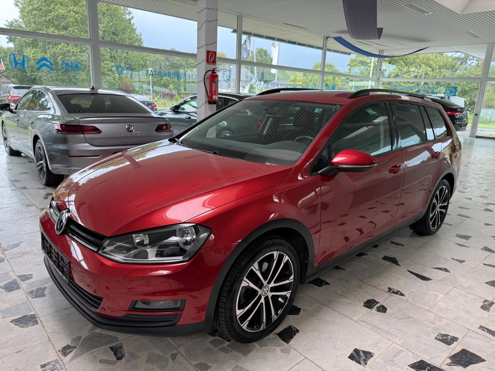 Volkswagen Golf VII DSG Automatik Sitzheiz Navi