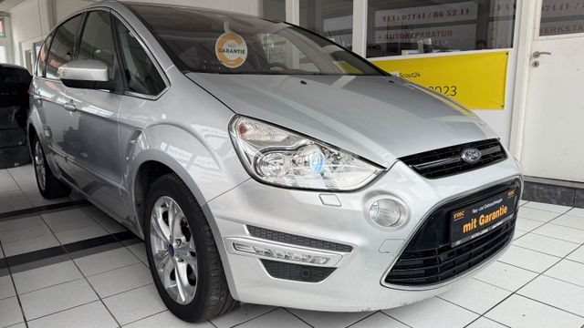 Ford Titanium PANO LEDER XENON NAVI AHK NEU TÜV