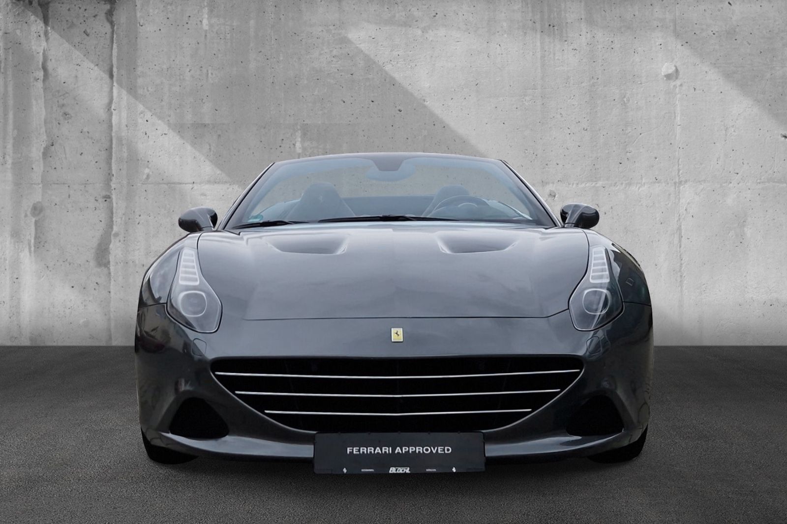 Fahrzeugabbildung Ferrari California T*CarPlay*JBL*Approved