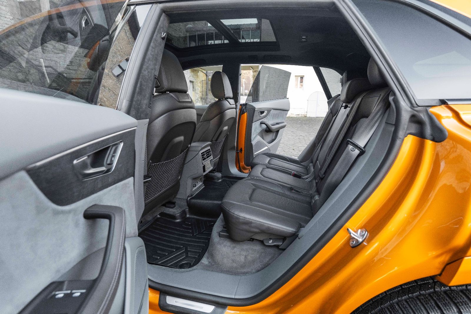 Fahrzeugabbildung Audi Q8 55 TFSI quattro S-LINE 360° B&O LED MASSAGE