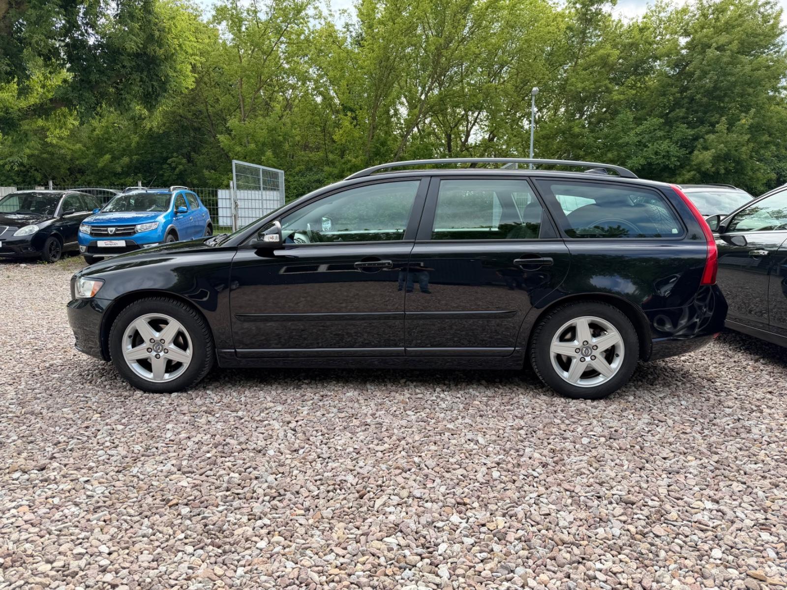 Volvo V50 2010 — photo 5
