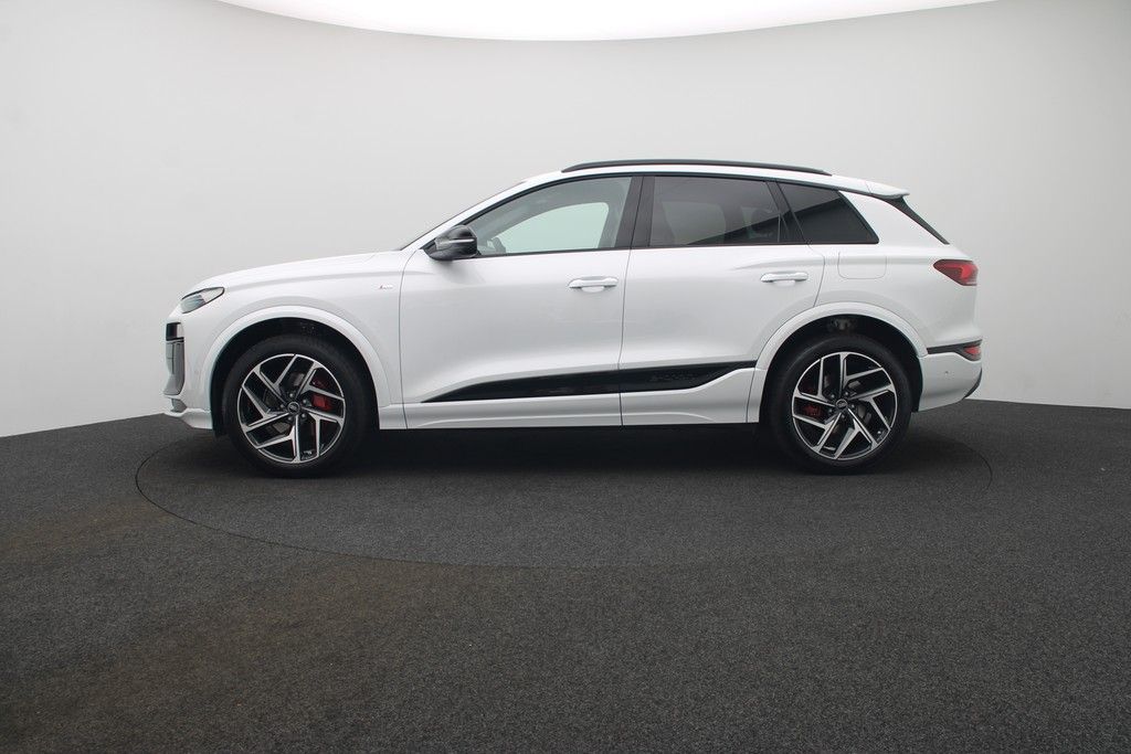Audi Q6 SUV e-tron performance 225 kW AHK, Tech pro,  imagem 2