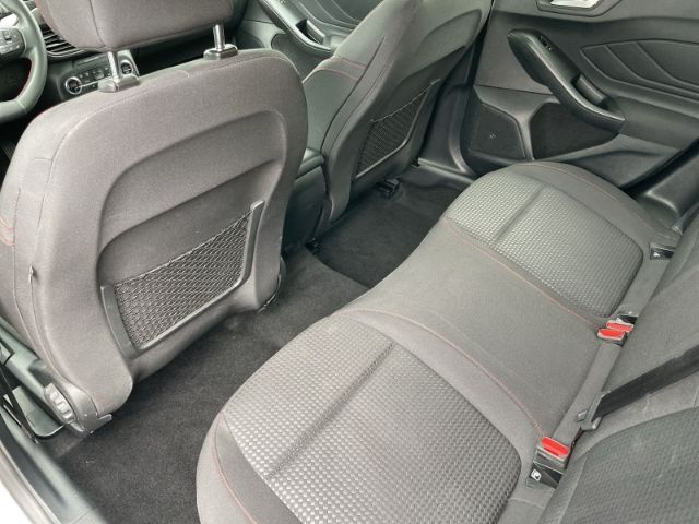 Fahrzeugabbildung Ford Focus 1.0 EcoBoost Mild-Hybrid, ST-Line AHK, Nav