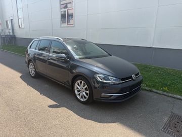 Volkswagen Golf - 6