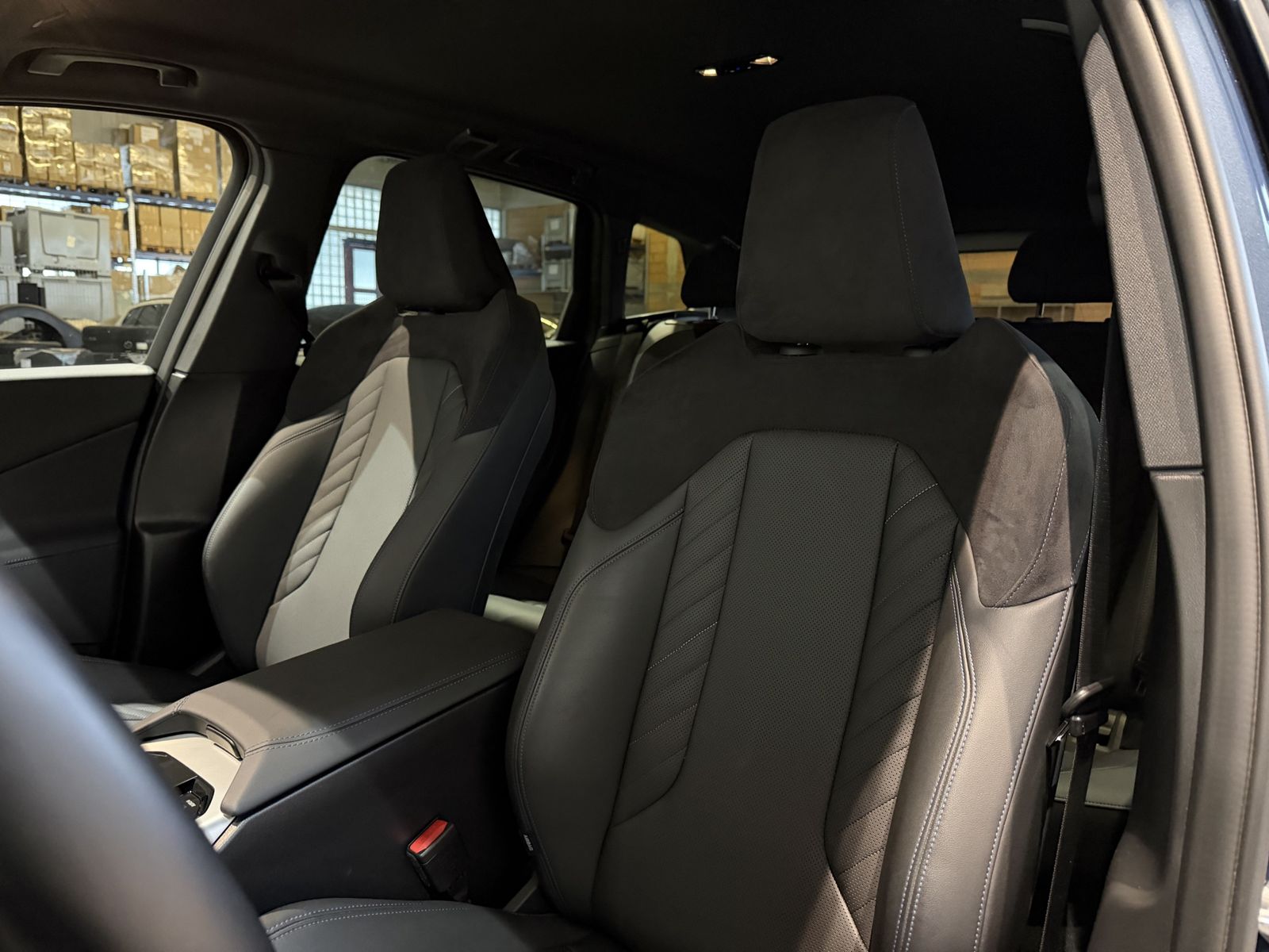 Fahrzeugeinzelansicht 12 Fahrzeugabbildung BMW X3 20d xDrive |M Sportpaket |elektr. Sitzverstel