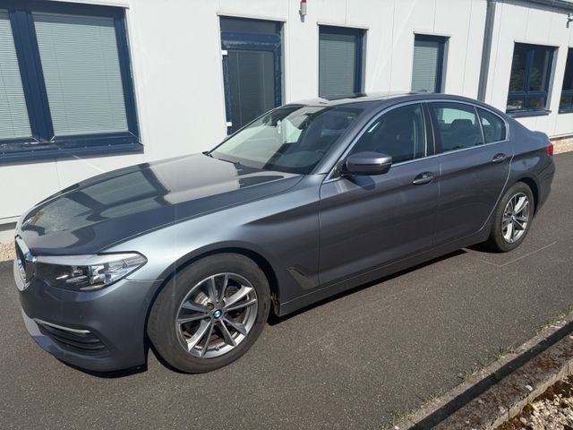 BMW 520 5 Limousine 520 d Effici. Dyna. LEDER 1. HD