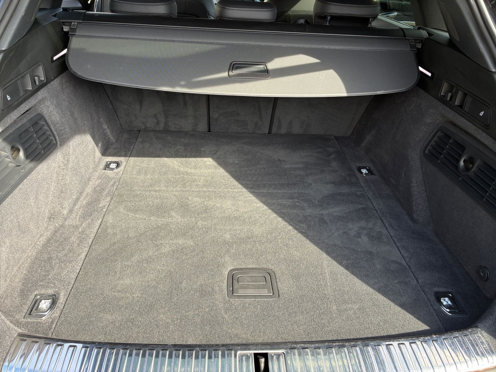 Audi Q8 e-tron - Bild 14