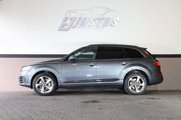 Audi Q7 - 3