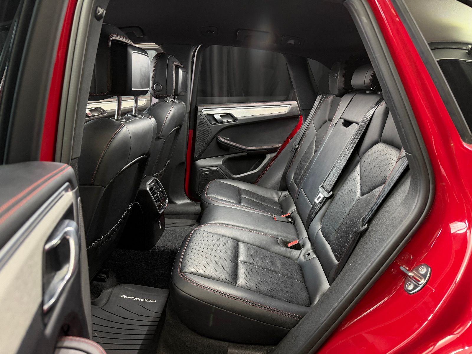 Fahrzeugabbildung Porsche Porsche Macan GTS |BOSE|360°|SITZBELÜFTUNG