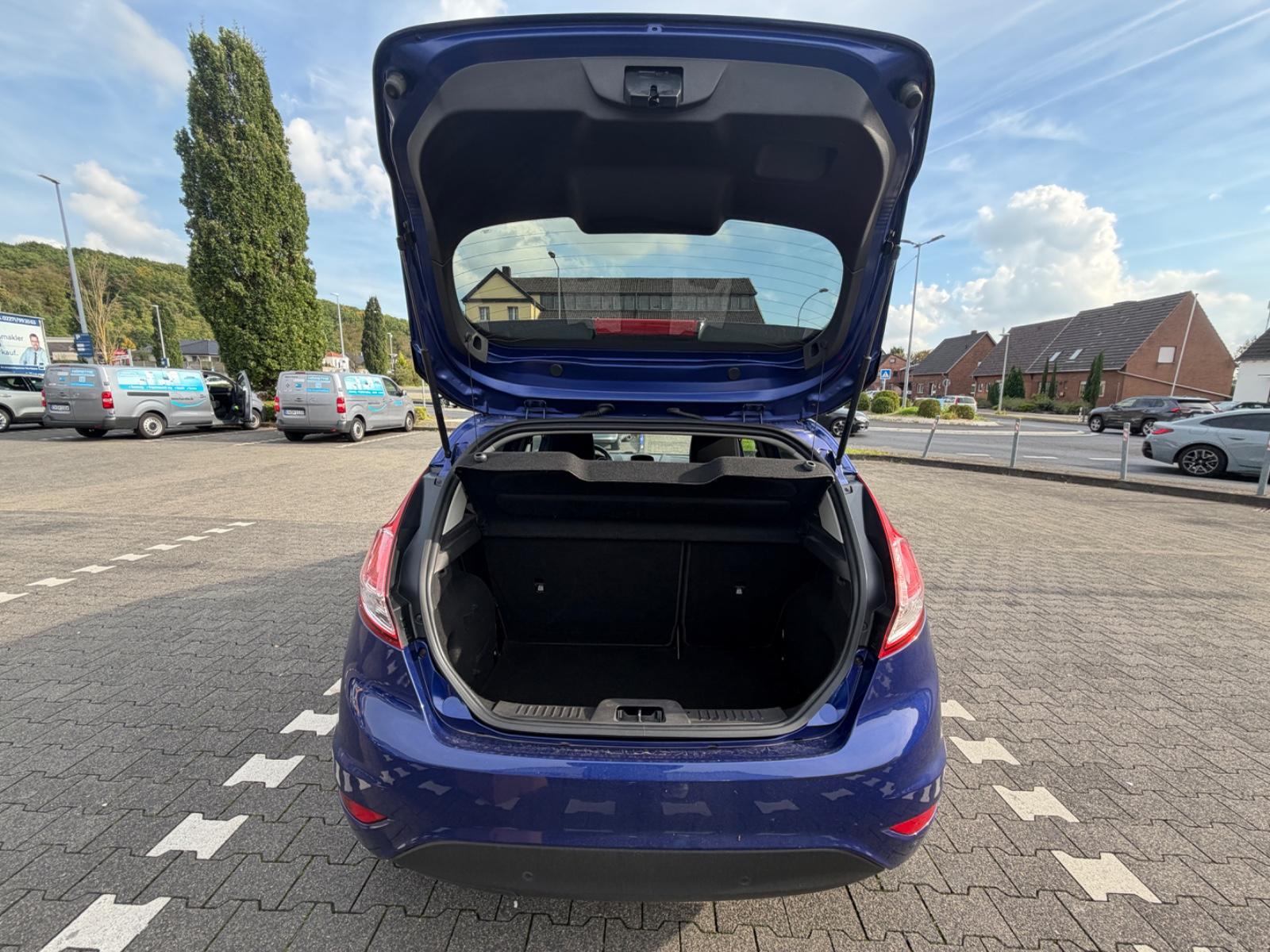 Ford Fiesta 1,0 EcoBoost 74kW S/S SYNC Edition SY...
