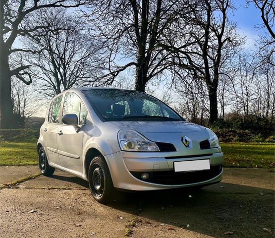 Renault Modus 1.2 16V Dynamique 1. Hand