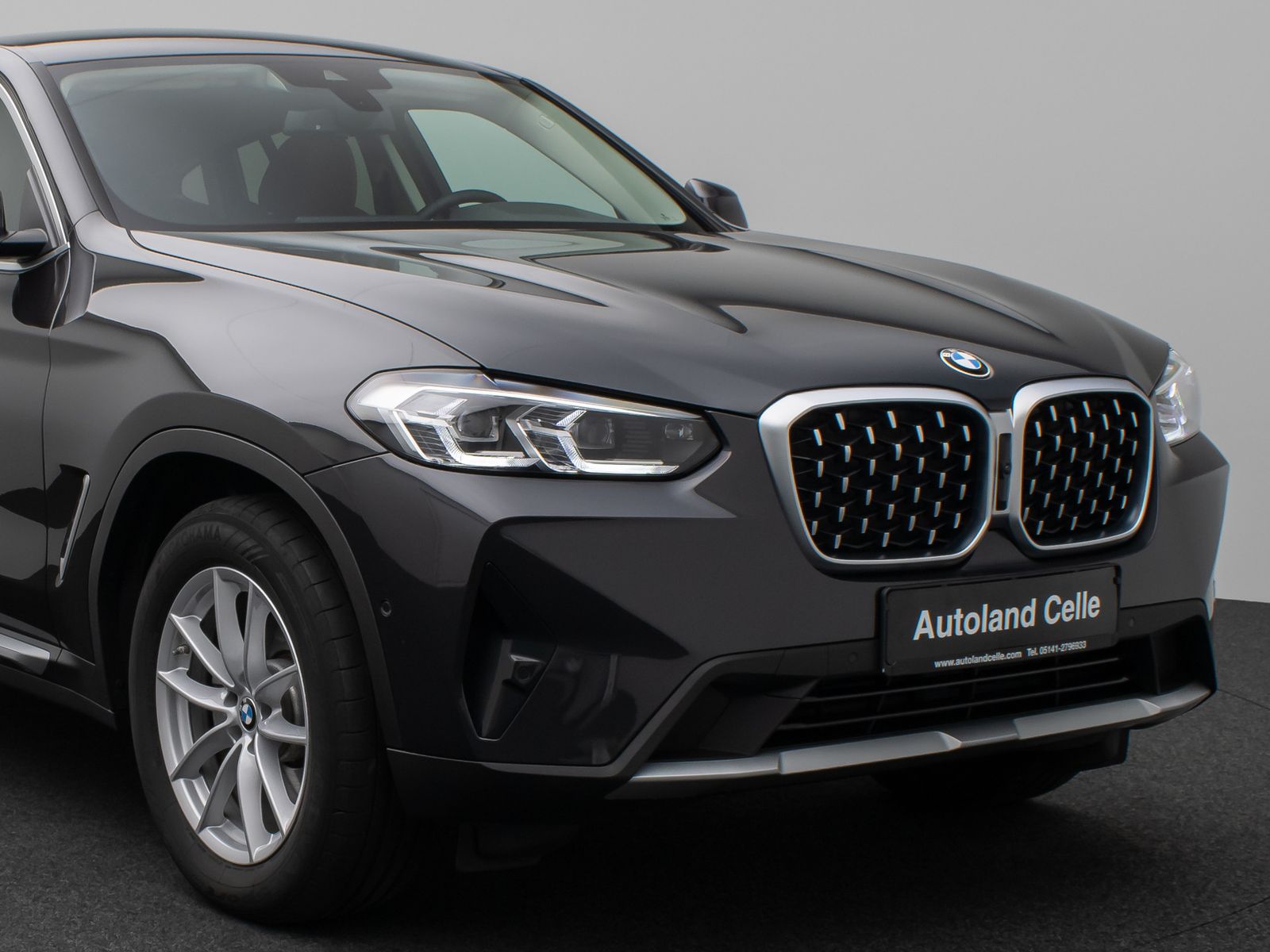 Fahrzeugabbildung BMW X4 xD20d 360°DAB HiFi Fernlichtassist AHK Sport