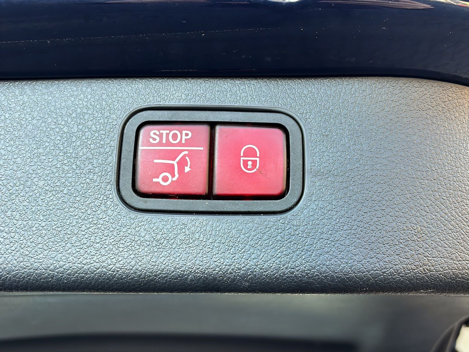 Fahrzeugabbildung Mercedes-Benz C 220 T d 4Matic AVANTGARDE DSC HEAD UP LED AHK